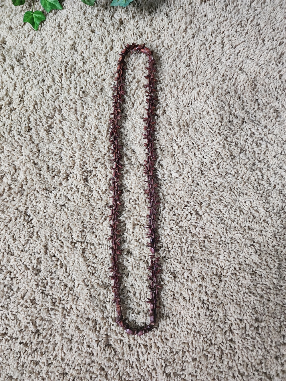 Women’s Hawaiian Apple Seed Statement Necklace - Deep Burgundy